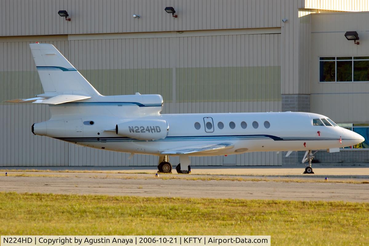 N224HD, 2004 Dassault Mystere Falcon 50 C/N 336, Charlie brown field resident.