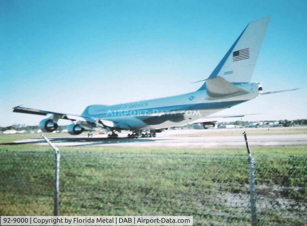 92-9000, 1987 Boeing VC-25A (747-2G4B) C/N 23825, Air Force One at Daytona