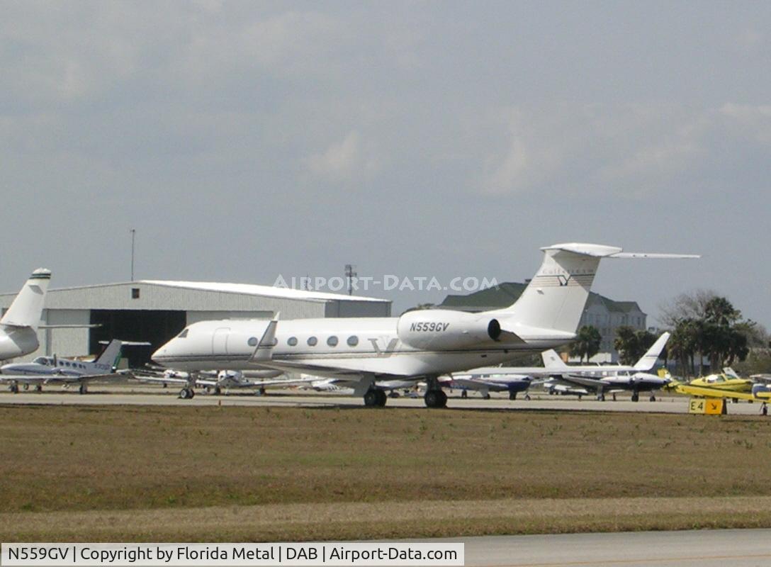 N559GV, 1998 Gulfstream Aerospace Gulfstream V C/N 559, Here for Daytona 500