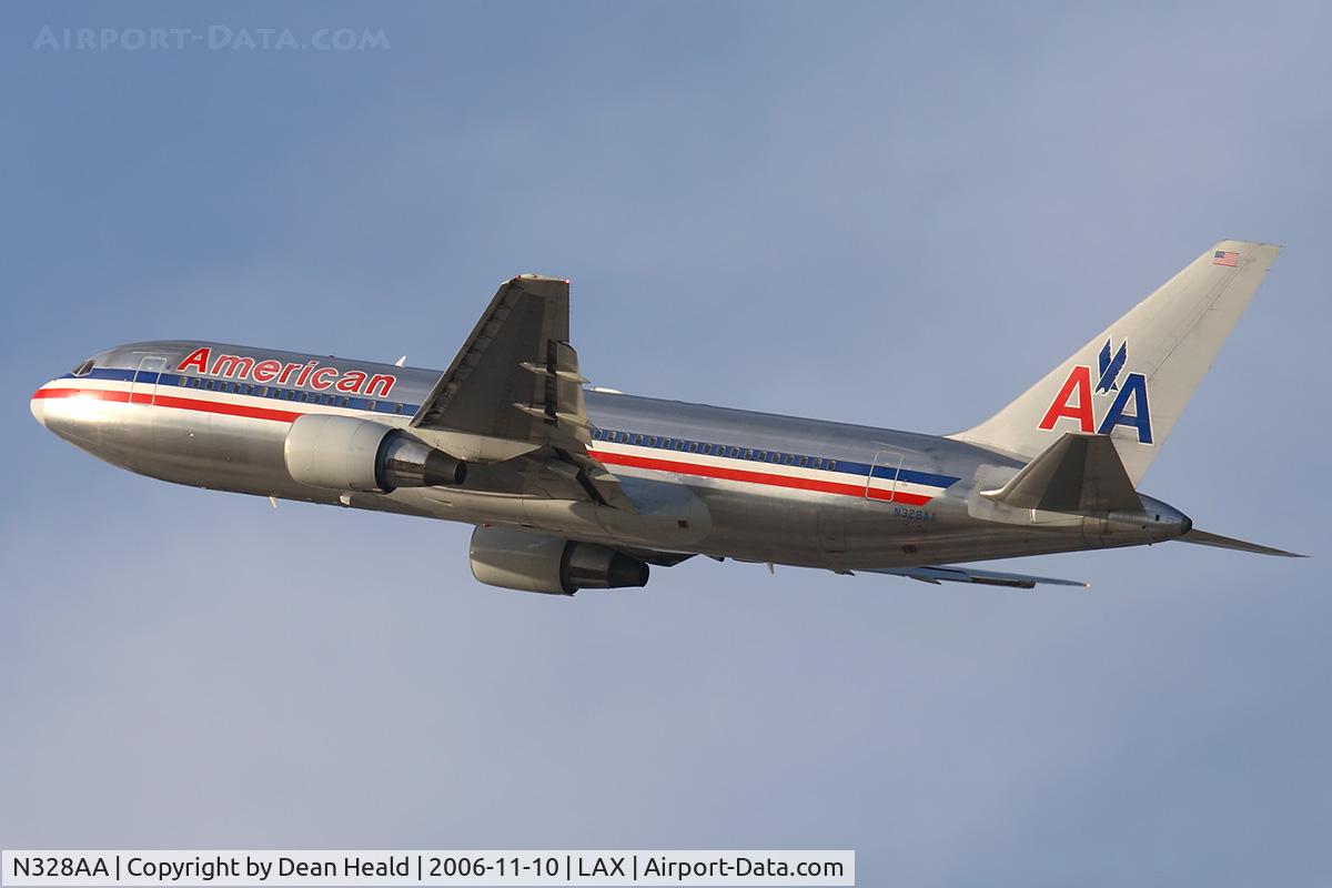 N328AA, 1986 Boeing 767-223 C/N 22328, American Airlines N328AA (FLT AAL22) climbing out from RWY 25R enroute to John F Kennedy Int'l (KJFK).