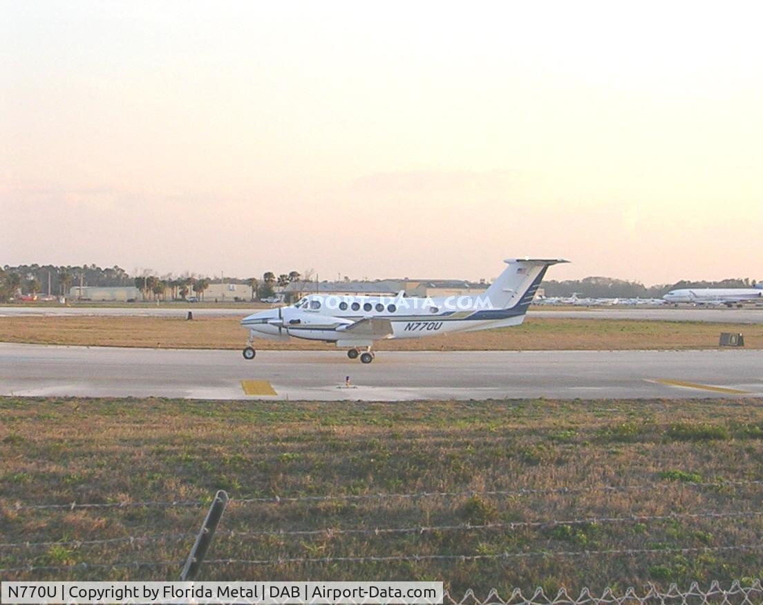 N770U, 1996 Raytheon B200 King Air C/N BB-1546, Beech 200