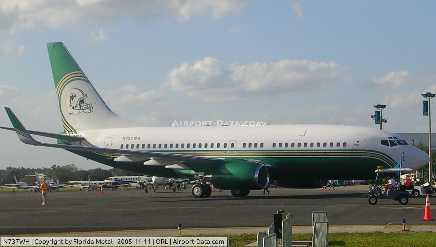 N737WH, 1998 Boeing 737-75T BBJ C/N 29142, NBAA 2005