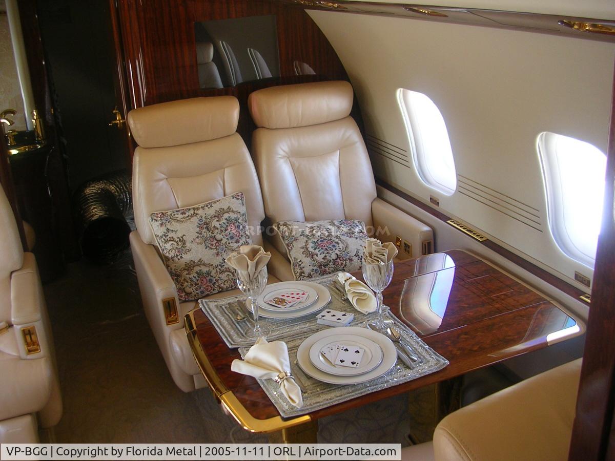 VP-BGG, 1999 Bombardier BD-700-1A10 Global Express C/N 9018, interior