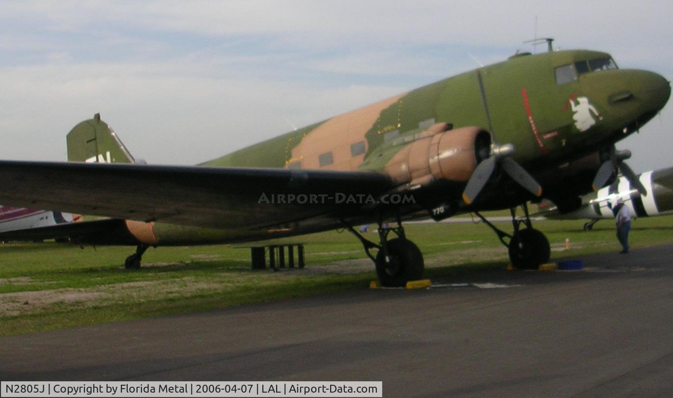 N2805J, 1944 Douglas DC3C-R-1830-90C C/N 20835, Sun N Fun