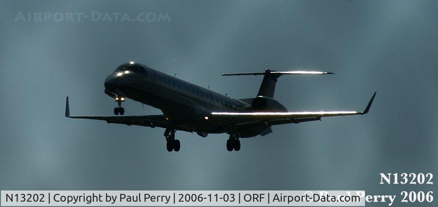 N13202, 2006 Embraer ERJ-145XR (EMB-145XR) C/N 14500962, On very short final to KORF