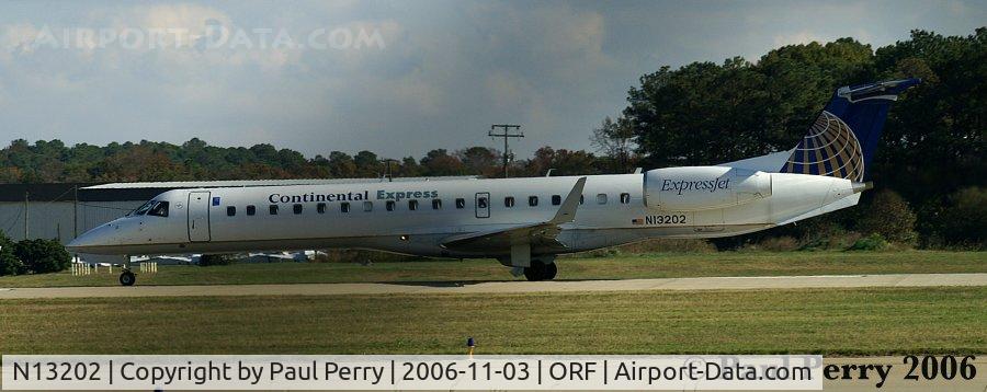 N13202, 2006 Embraer ERJ-145XR (EMB-145XR) C/N 14500962, Building up speed for her rotation