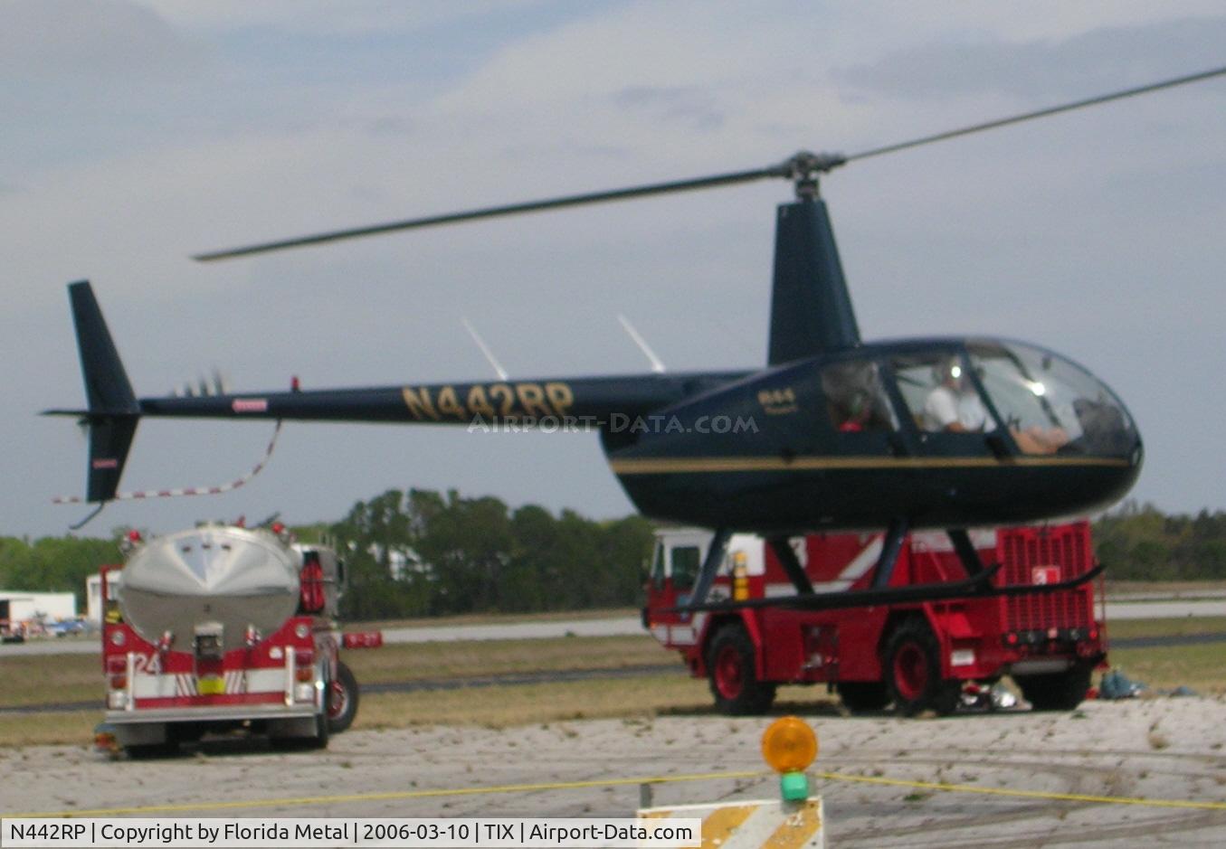 N442RP, 2002 Robinson R44 C/N 1277, Helicopter rides
