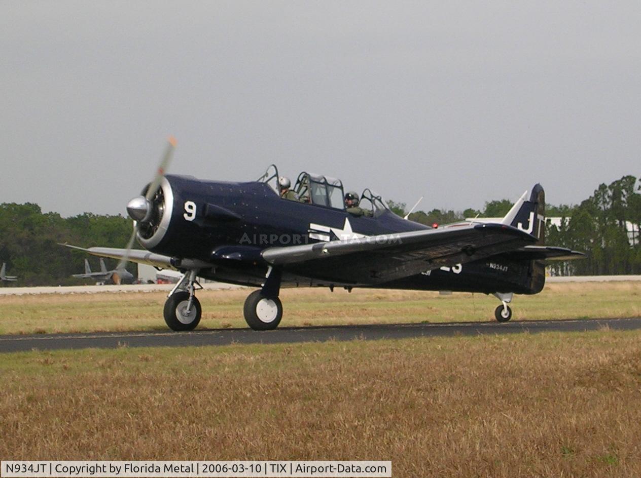 N934JT, 1942 North American SNJ-4 Texan C/N 88-12858, TICO
