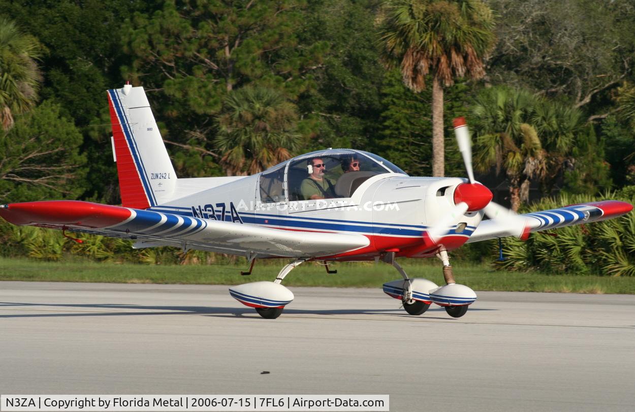 N3ZA, 1995 Moravan Z242L C/N 0693, Spruce Creek