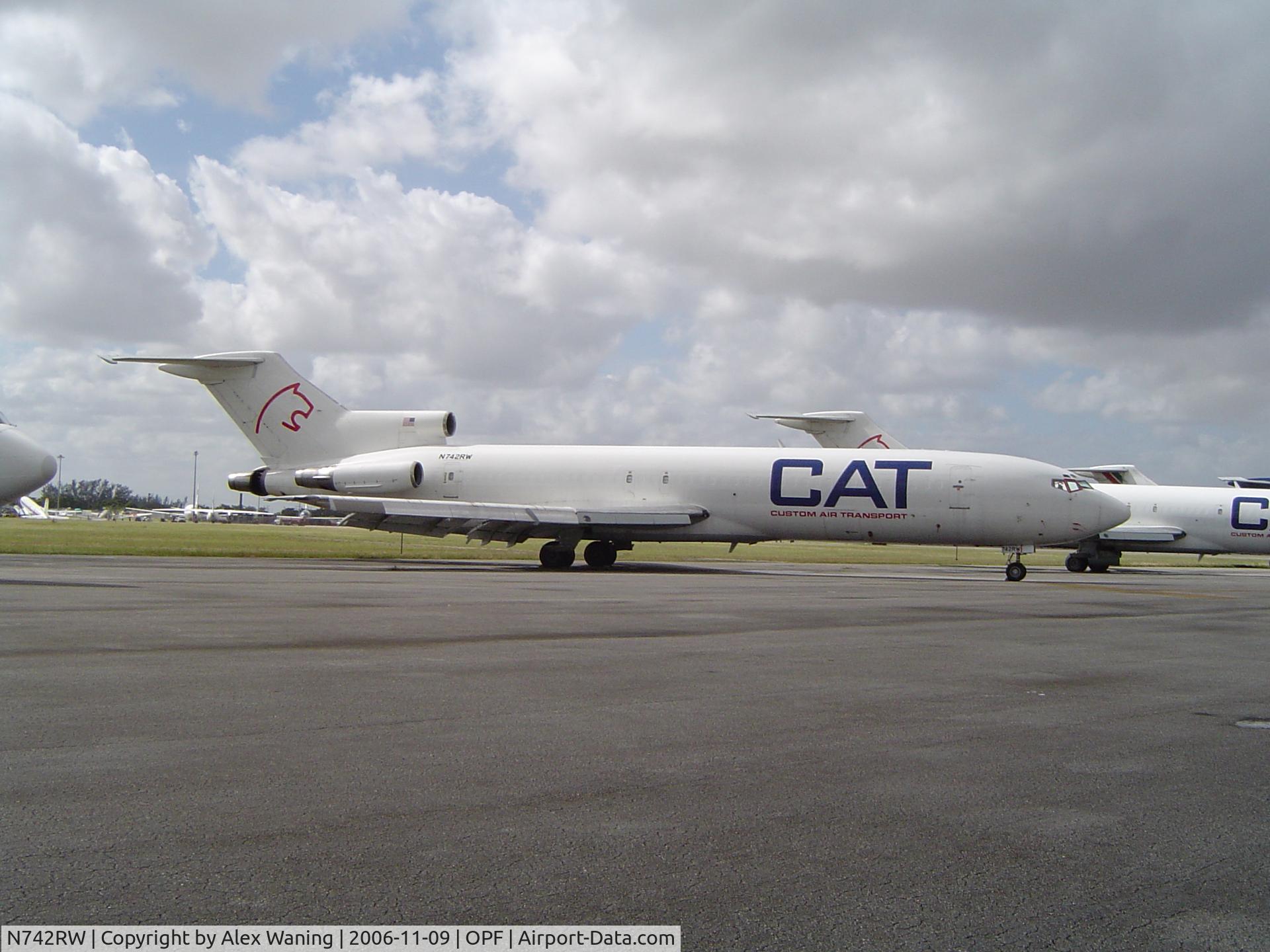 N742RW, 1980 Boeing 727-2M7 C/N 21952, CAT