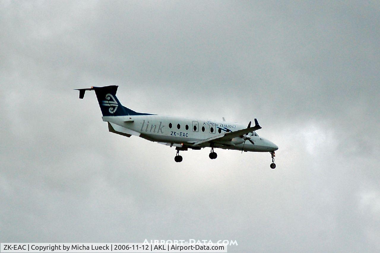 ZK-EAC, 2001 Raytheon 1900D C/N UE-426, Moments before touch-down