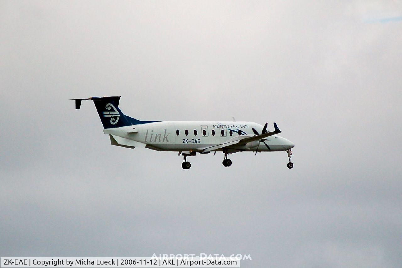 ZK-EAE, 2001 Beech 1900D C/N UE-428, Moments before touch-down