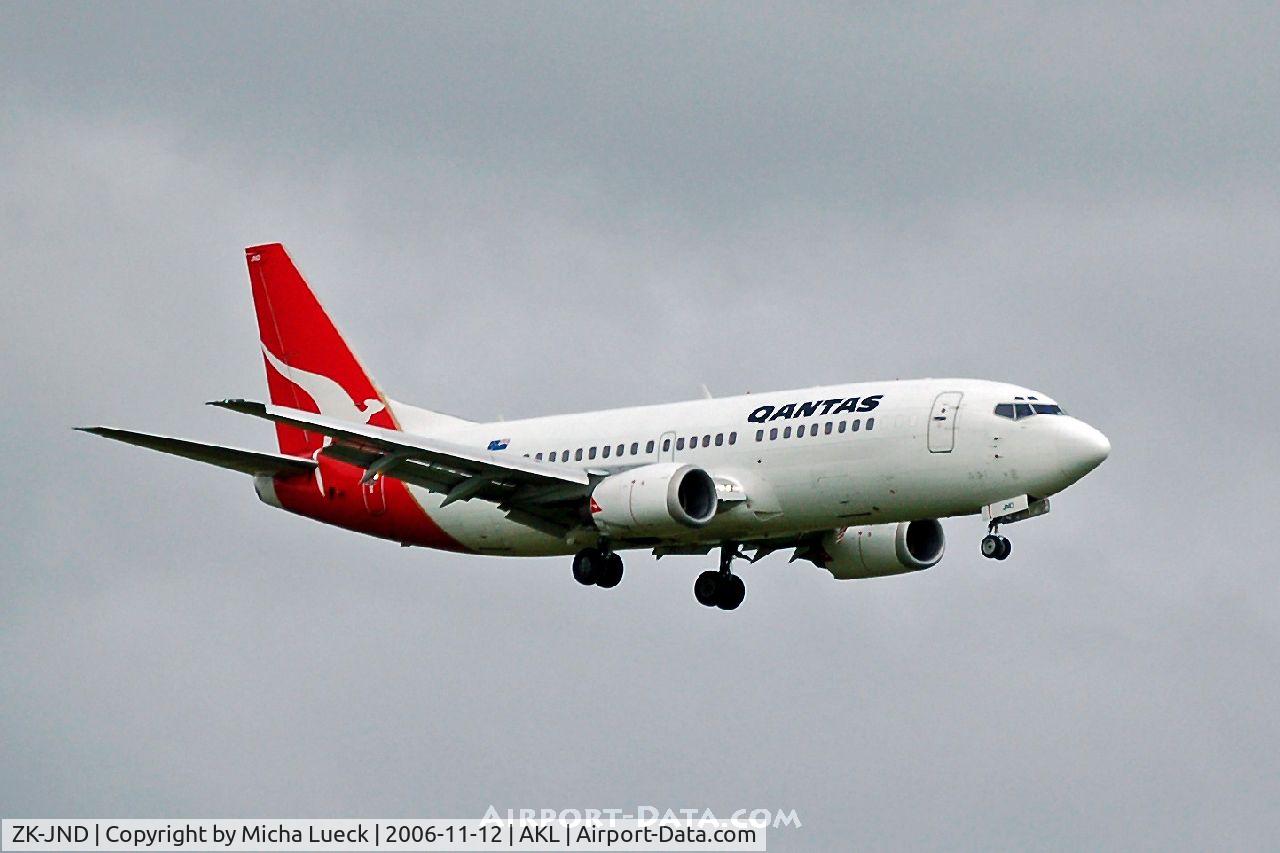 ZK-JND, 1989 Boeing 737-376 C/N 24297, Qantas uses B737-300s on domestic services in New Zealand