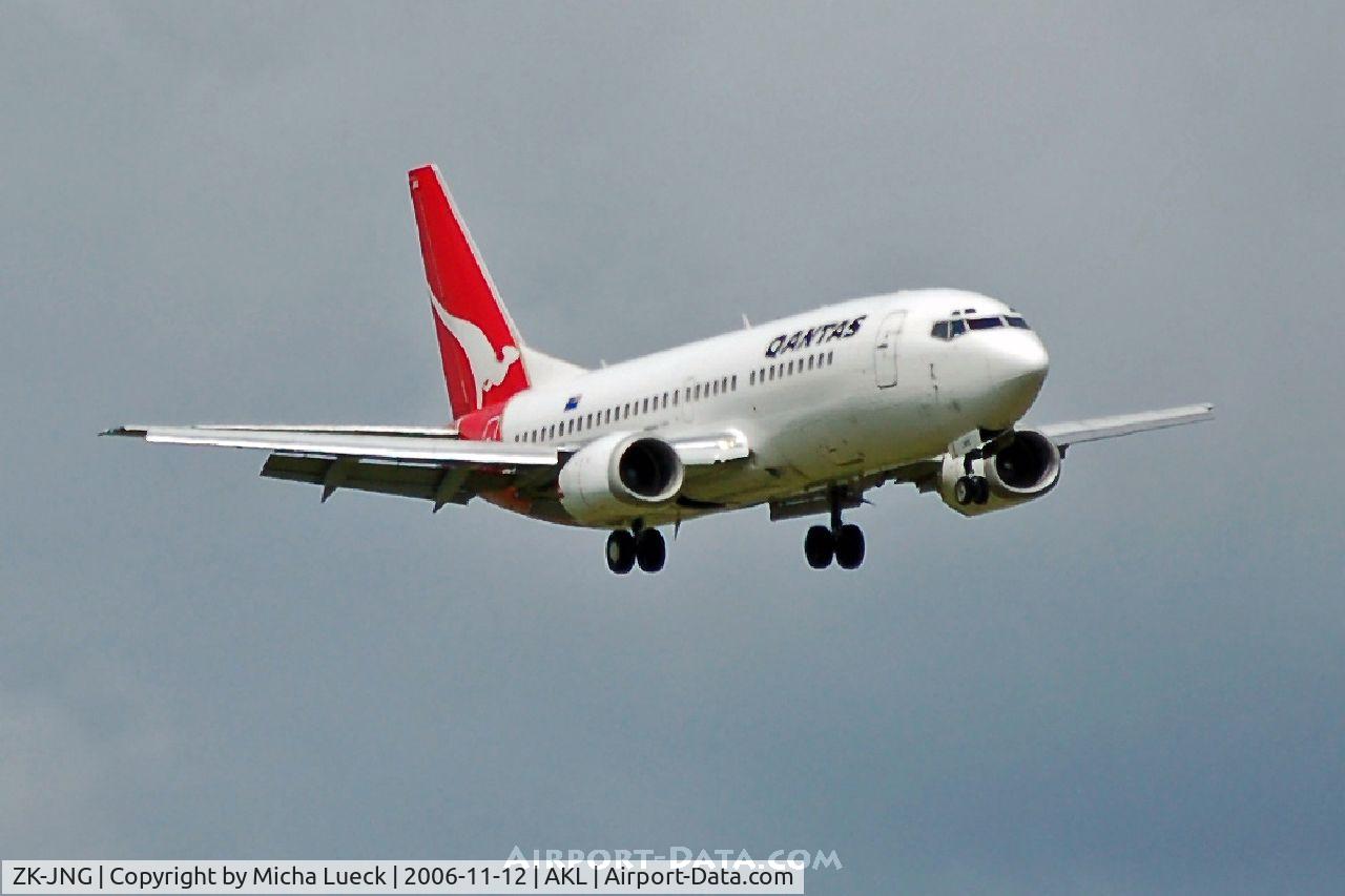 ZK-JNG, 1986 Boeing 737-376 C/N 23478, Qantas uses B737-300s on domestic services in New Zealand