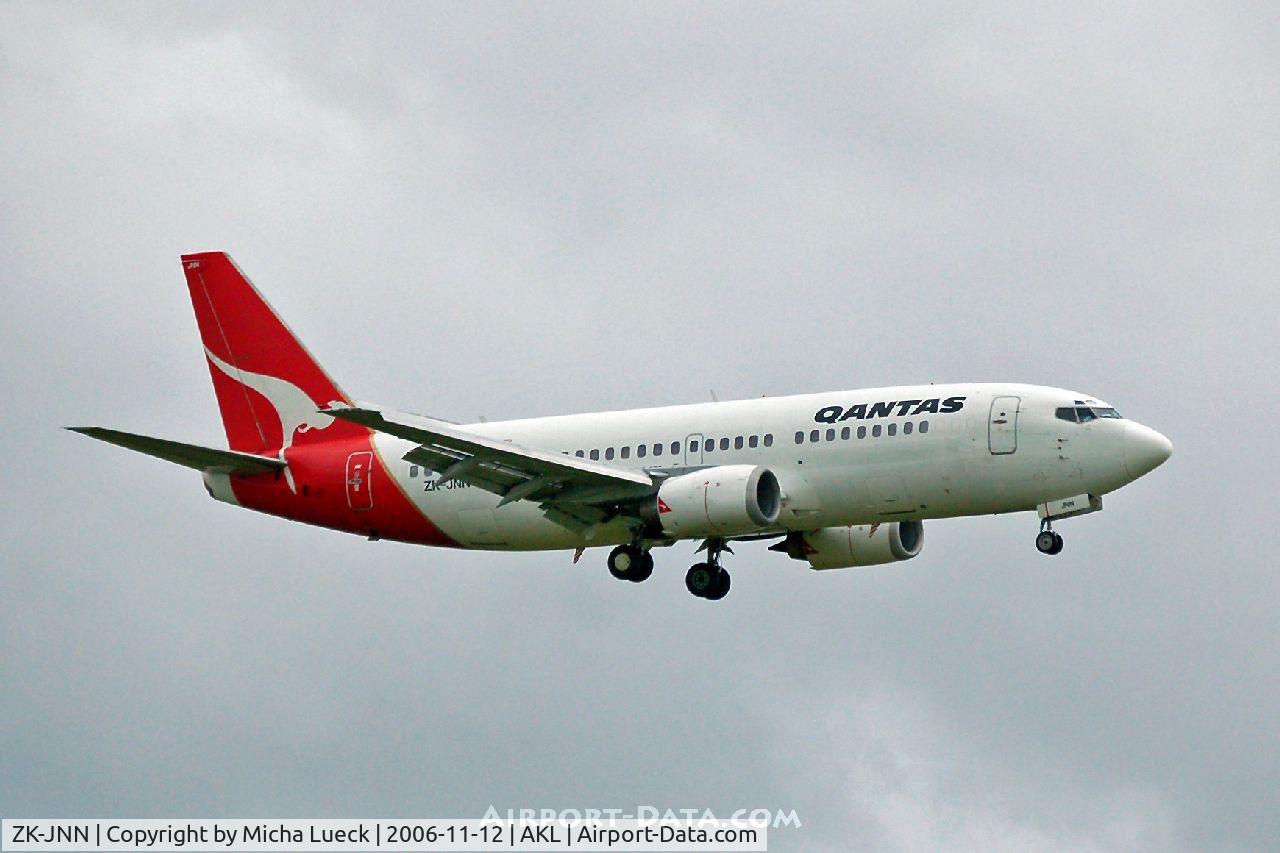 ZK-JNN, 1998 Boeing 737-376 C/N 24295, Qantas uses B737-300s on domestic services in New Zealand