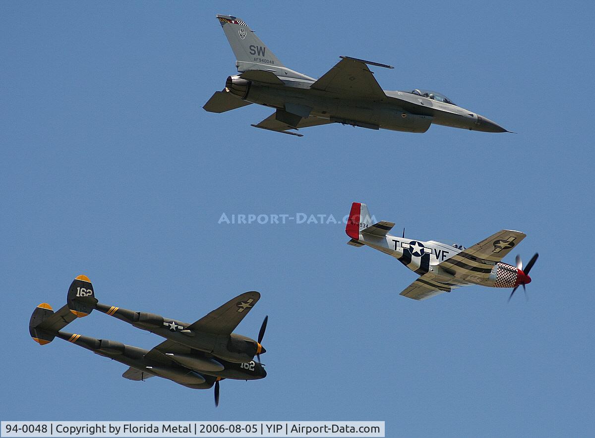 94-0048, 1994 Lockheed F-16C Fighting Falcon C/N CC-200, Heritage flight F-16 with P-38 and P-51