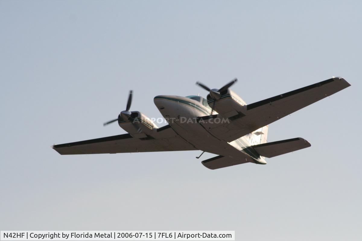 N42HF, 1974 Beech 95-B55 (T42A) Baron C/N TC-1730, take off at Spruce Creek