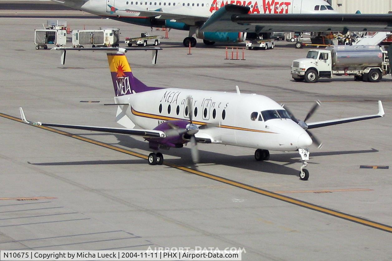 N10675, 1996 Raytheon Aircraft Company 1900D C/N UE-229, Arriving in Phoenix