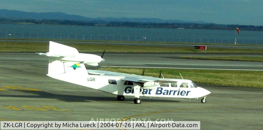 ZK-LGR, 1974 Britten-Norman BN-2A Mk.III-1 Trislander C/N 372, Taxiing to the runway