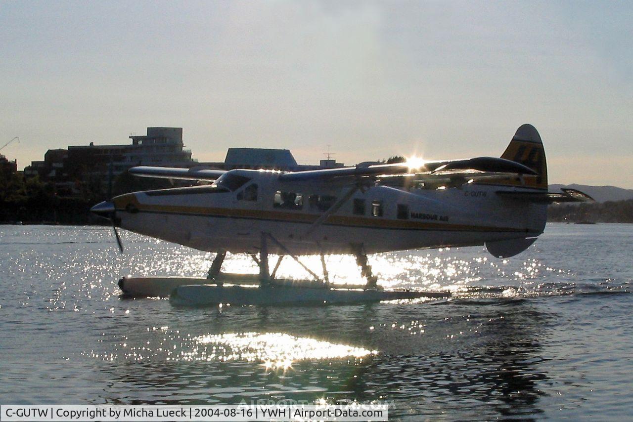 C-GUTW, 1960 De Havilland Canada DHC-3 Turbo Otter Otter C/N 405, Beautiful evening sun in Victoria, BC