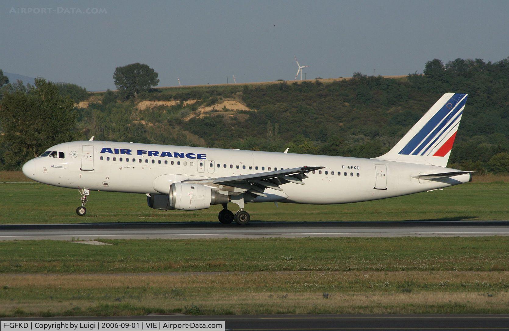 F-GFKD, 1988 Airbus A320-111 C/N 014, Air France A320