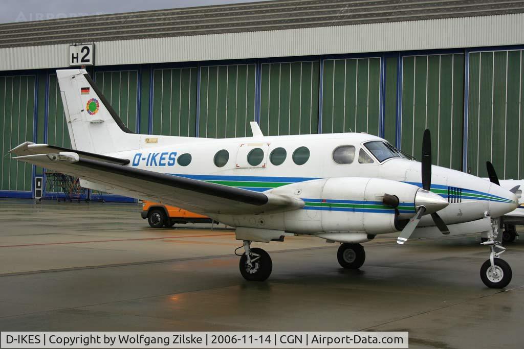 D-IKES, 1981 Beech C90 King Air C/N LJ-942, visitor