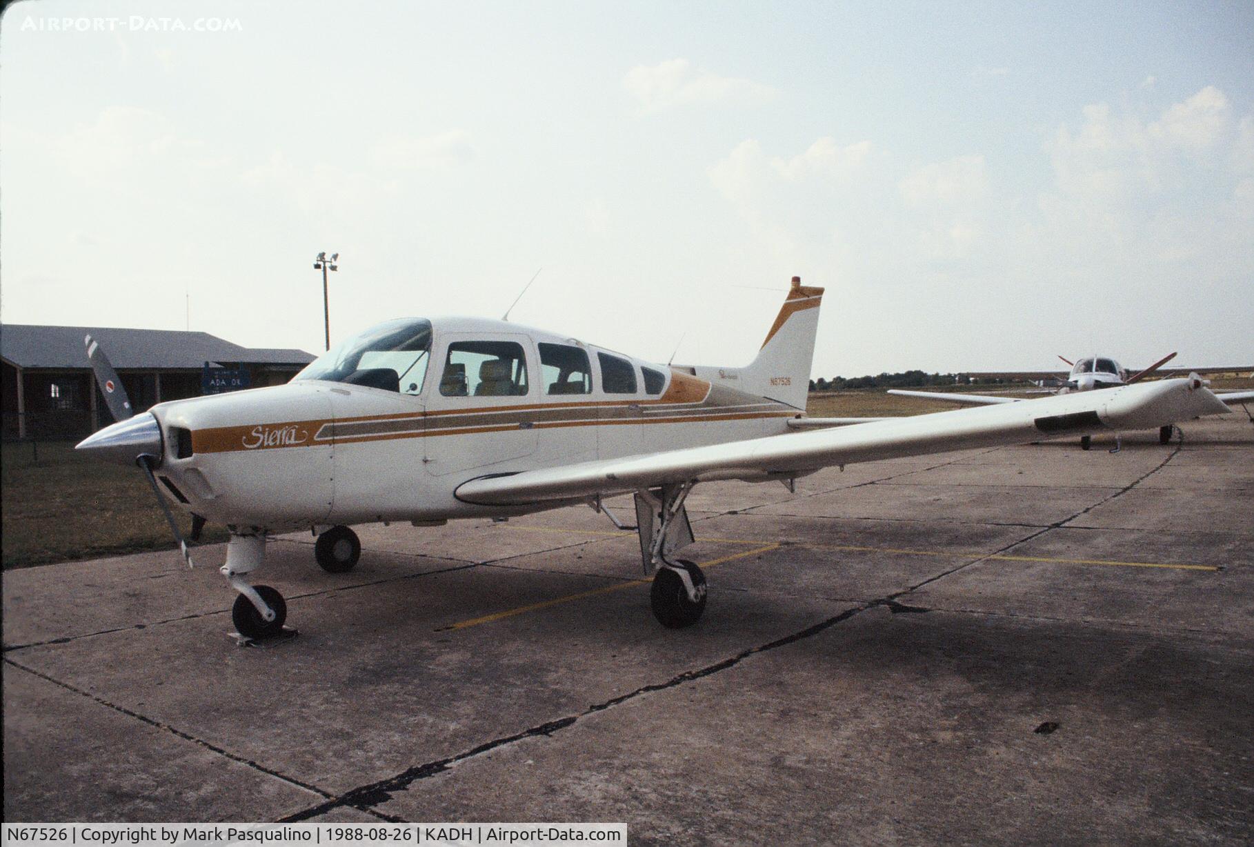 N67526, 1980 Beech C24R C/N MC-730, Beech C24R