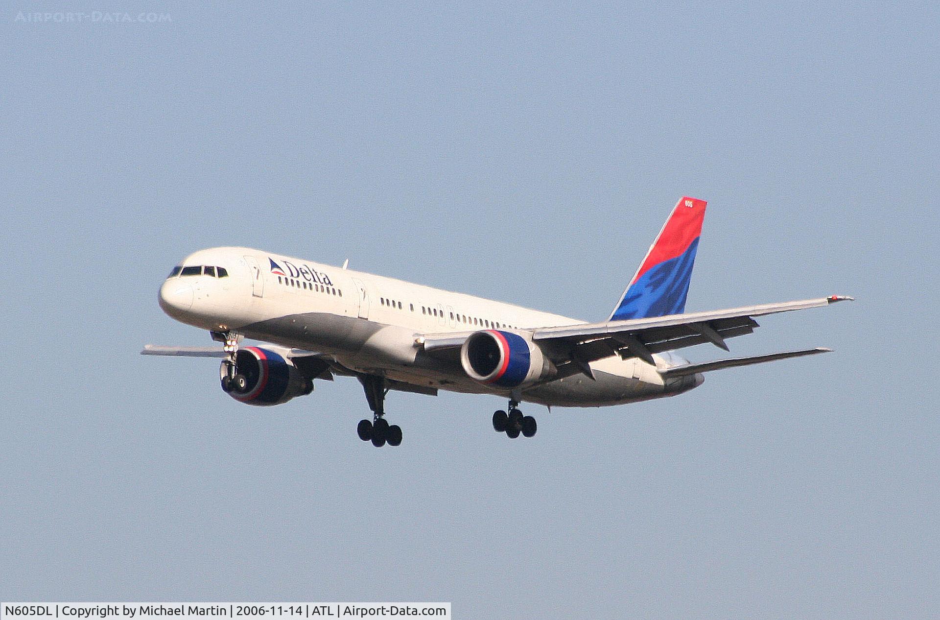 N605DL, 1984 Boeing 757-232 C/N 22812, On final for Runway 27L