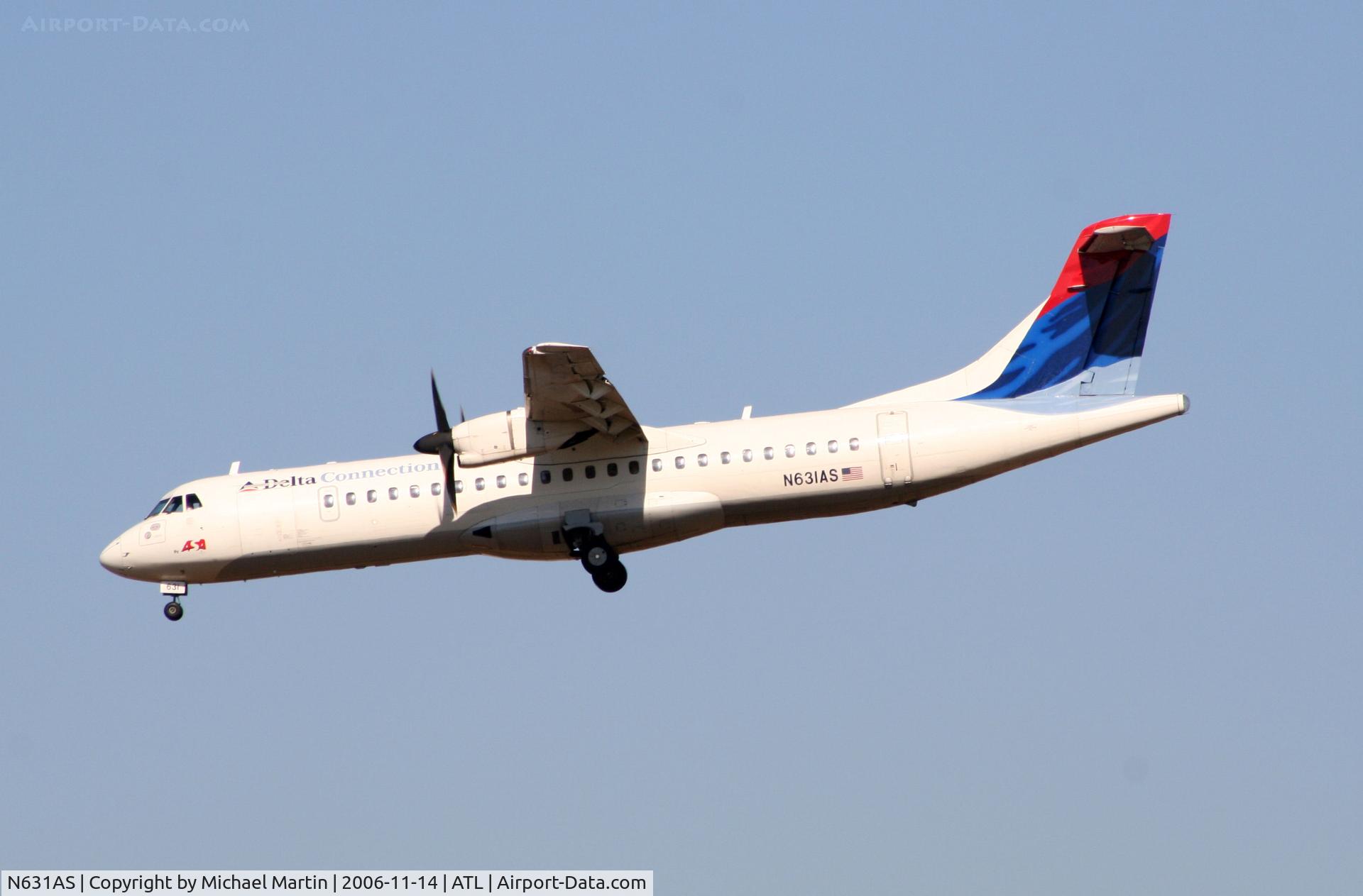 N631AS, 1993 ATR 72-212 C/N 362, Over the numbers of 27L