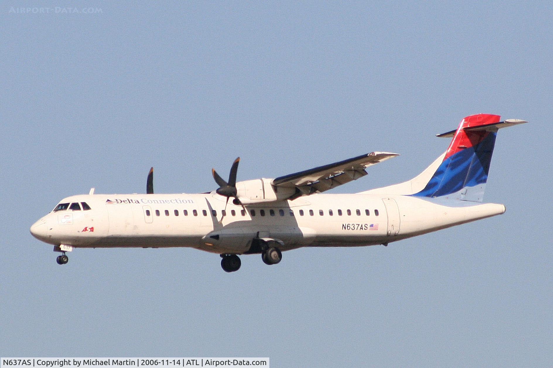N637AS, 1993 ATR 72-212 C/N 383, On final for Runway 27L