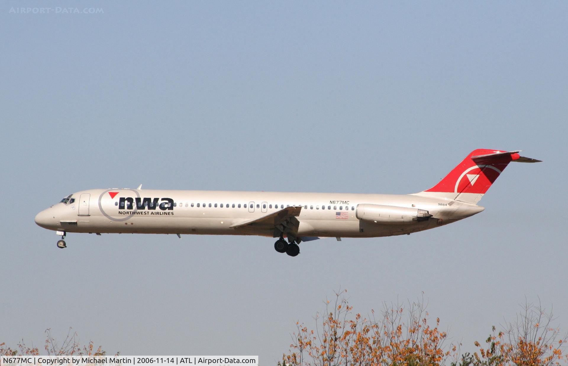 N677MC, 1977 McDonnell Douglas DC-9-51 C/N 47756, Over the numbers of 27L