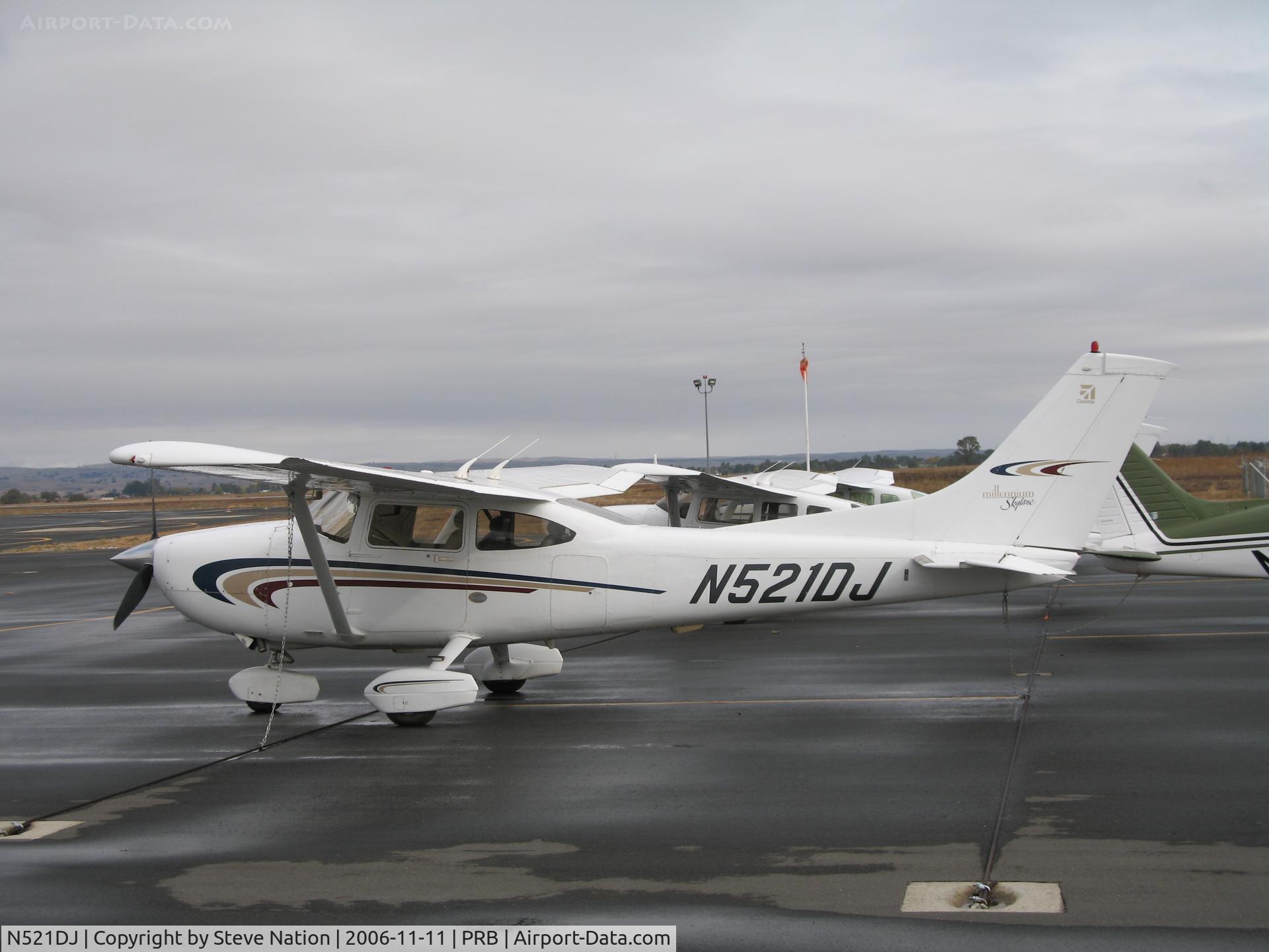 N521DJ, Cessna 182S Skylane C/N 18280858, New 2006 Cessna 182S @ Paso Robles Municipal Airport, CA