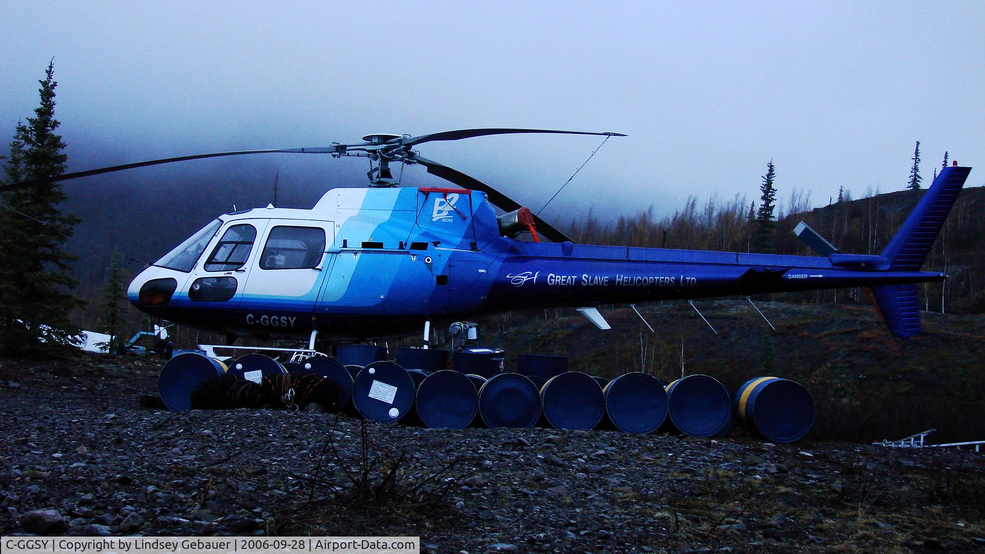 C-GGSY, 2002 Aerospatiale AS-350B-2 Ecureuil C/N 3591, GSY Near Port Radium NWT