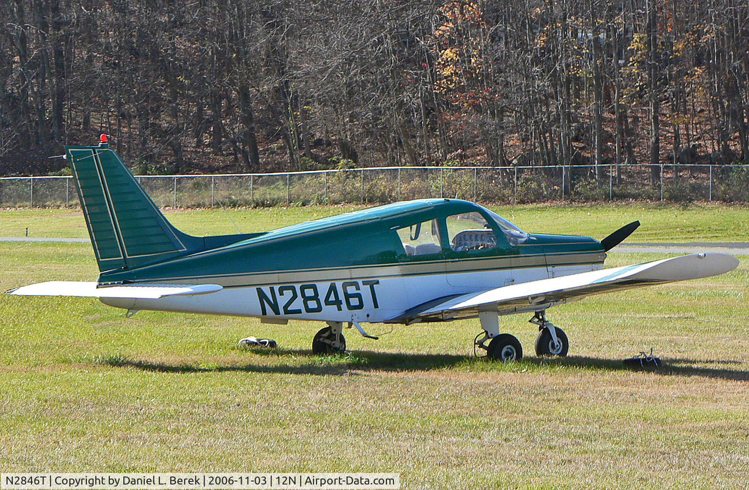 N2846T, 1972 Piper PA-28-140 C/N 28-7225251, Nice 1972 Piper Cherokee shows off her shiny green plumage.