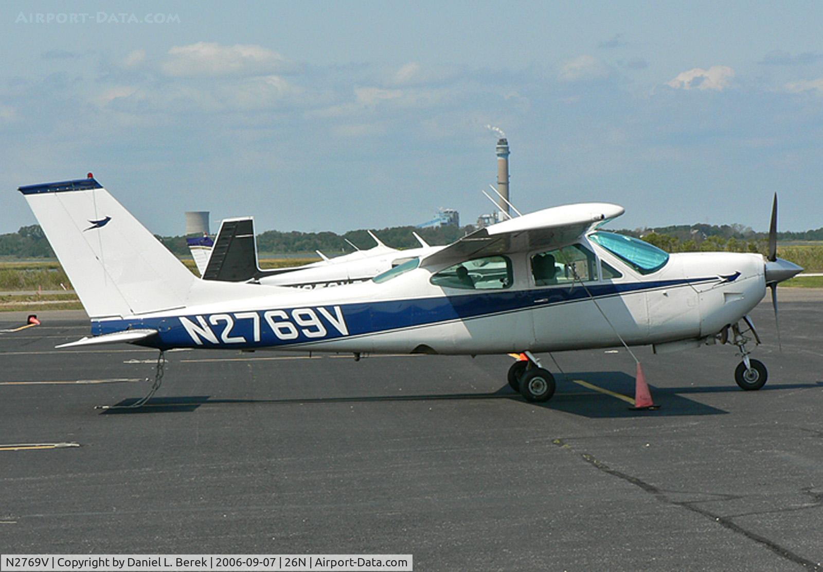 N2769V, 1975 Cessna 177RG Cardinal C/N 177RG0692, Pennsylvania-based 1975 Cardinal enjoys a weekend at the Jersey shore.