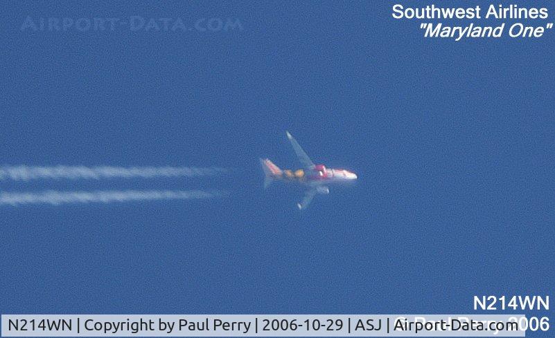 N214WN, 2005 Boeing 737-7H4 C/N 32486, One of Southwest's special liveries, visible from 36000 feet