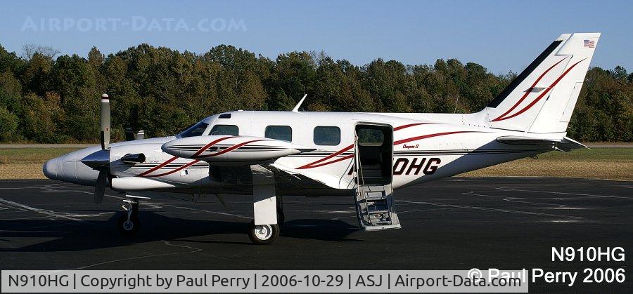 N910HG, 1974 Piper PA-31T Cheyenne C/N 31T-7400009, I do like the stripes on this one
