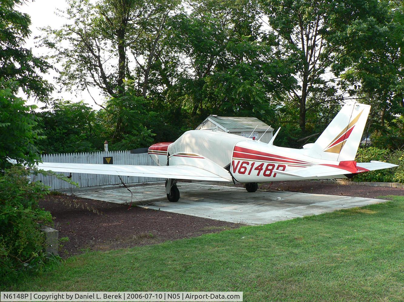 N6148P, 1959 Piper PA-24-250 Comanche C/N 24-1249, Still a good looker after nearly a half century!