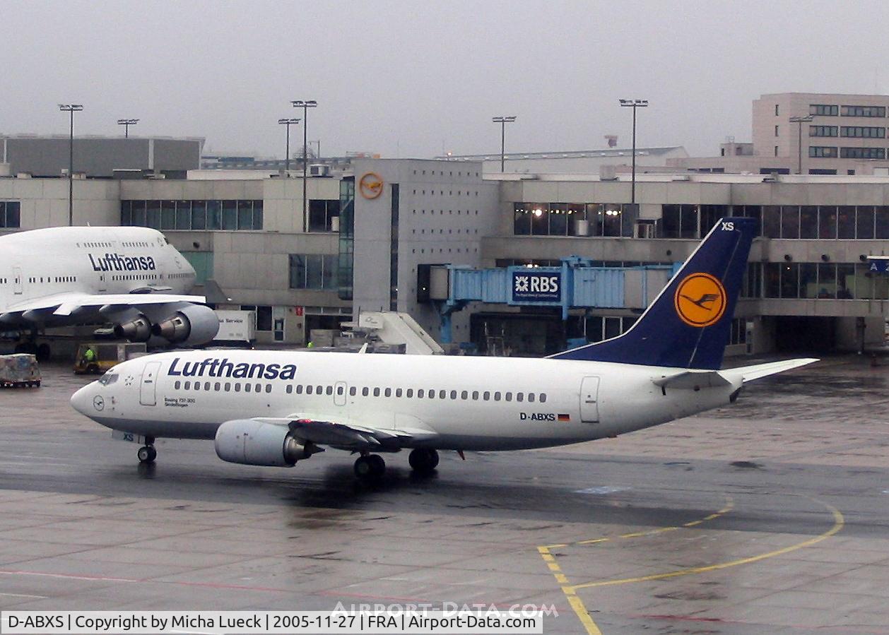 D-ABXS, 1988 Boeing 737-330 C/N 24280, Leaving Frankfurt