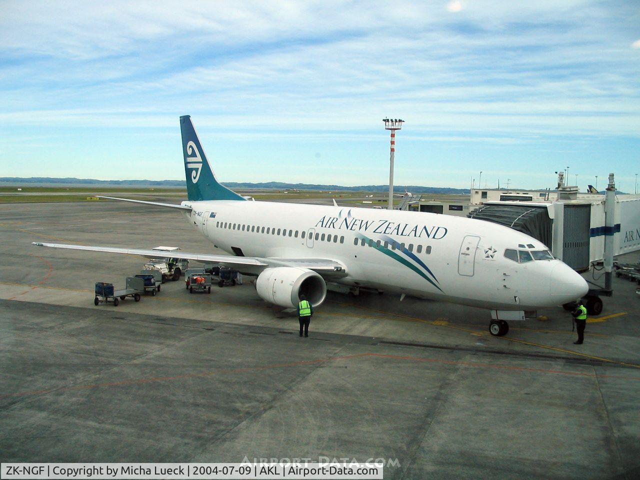 ZK-NGF, 1998 Boeing 737-3U3 C/N 28734, At Auckland's domestic terminal