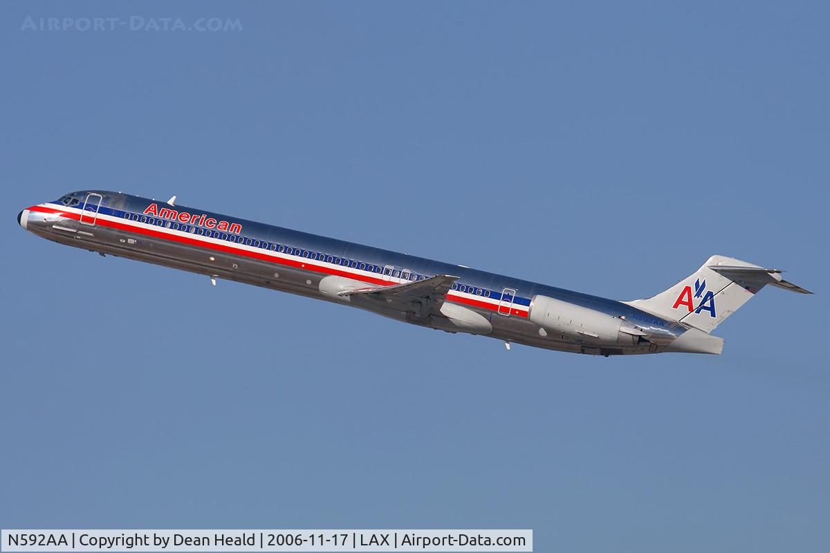 N592AA, 1991 McDonnell Douglas MD-83 (DC-9-83) C/N 53255, American Airlines N592AA (FLT AAL2448) climbing out from RWY 25R enroute to Dallas Fort Worth Int'l (KDFW).
