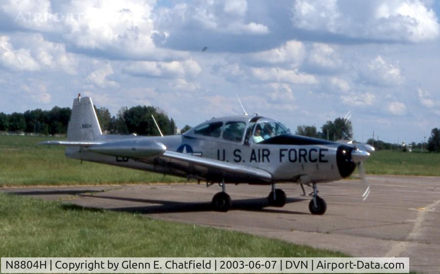 N8804H, 1947 North American NAVION C/N NAV-4-804, At the Quad Cities Airshow, warbird wannabe