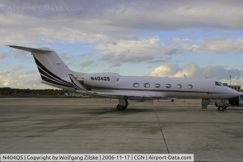 N404QS, 1996 Gulfstream Aerospace G-IV C/N 1304, visitor