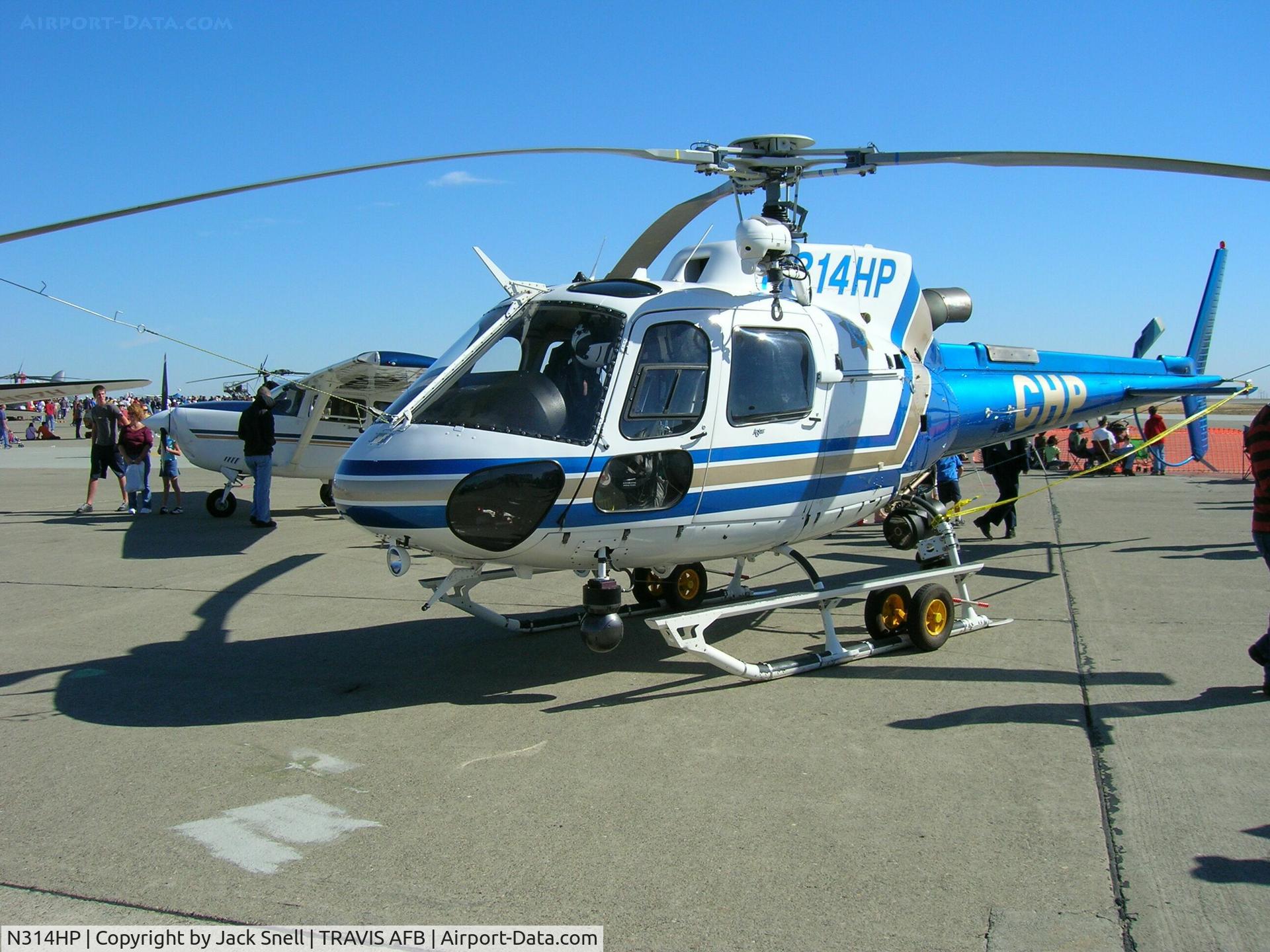 N314HP, 2000 Eurocopter AS-350B-3 Ecureuil Ecureuil C/N 3379, Taken at the 2005 Travis Air Show