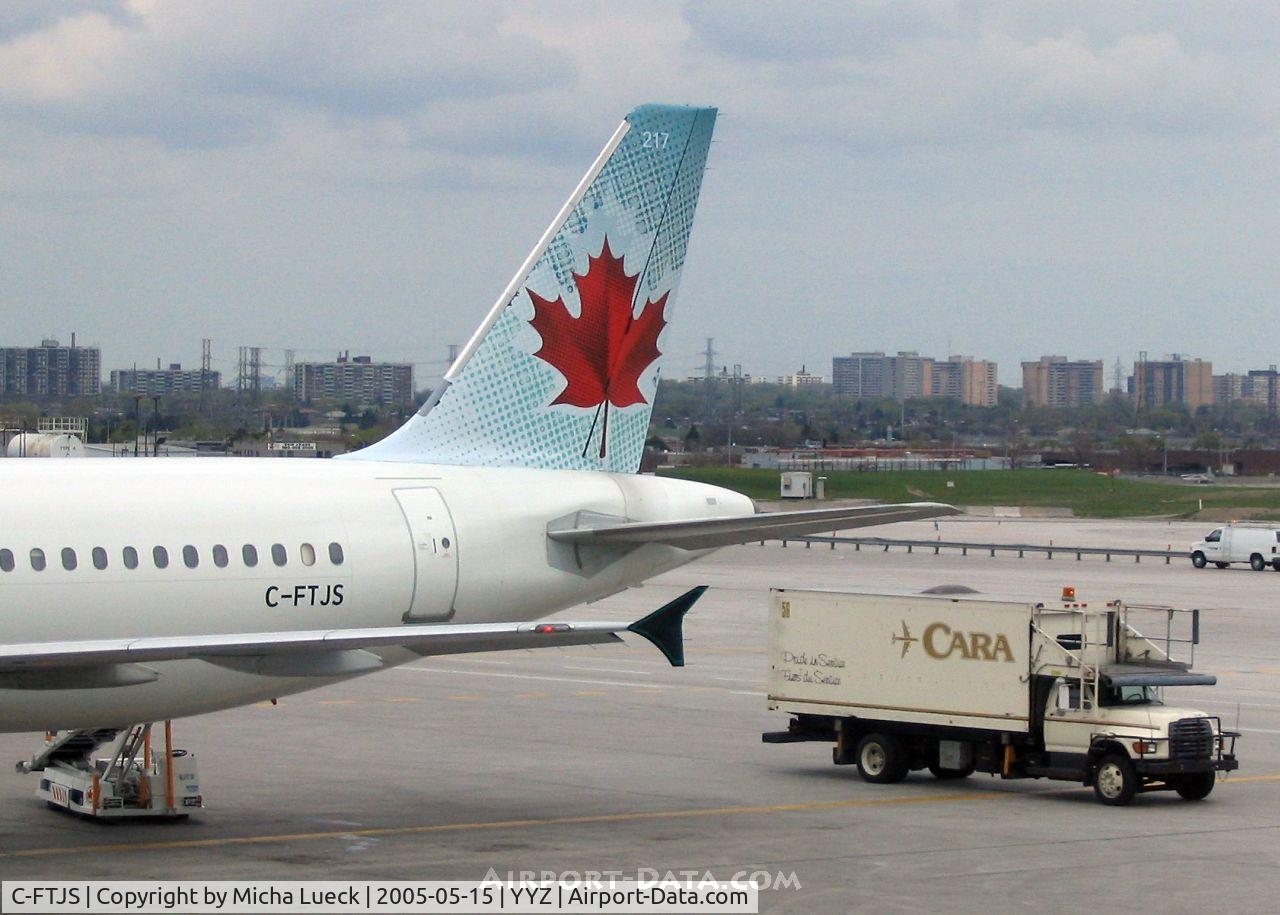 C-FTJS, 1991 Airbus A320-211 C/N 253, The new Air Canada tail