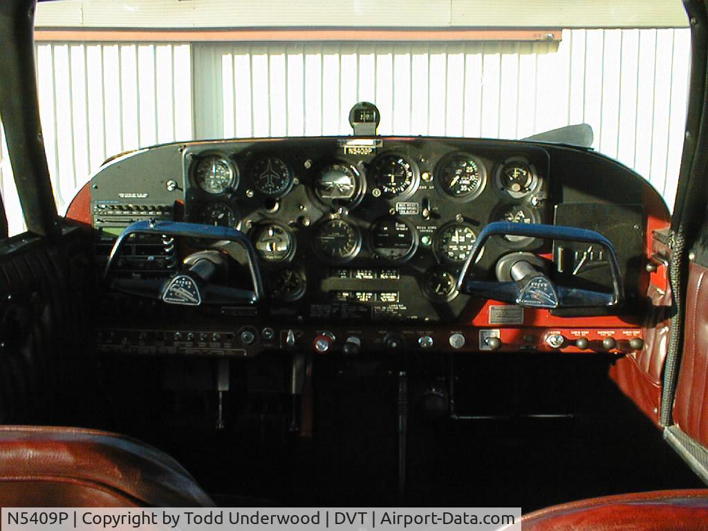 N5409P, 1958 Piper PA-24 Comanche C/N 24-463, N5409P Cockpit