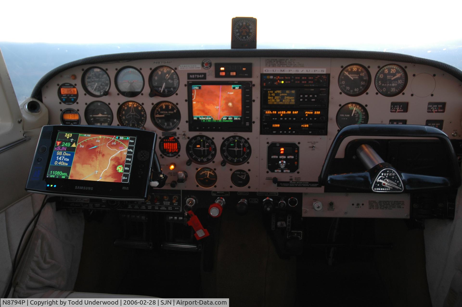 N8794P, 1965 Piper PA-24-260 C/N 24-4247, N8794P Panel