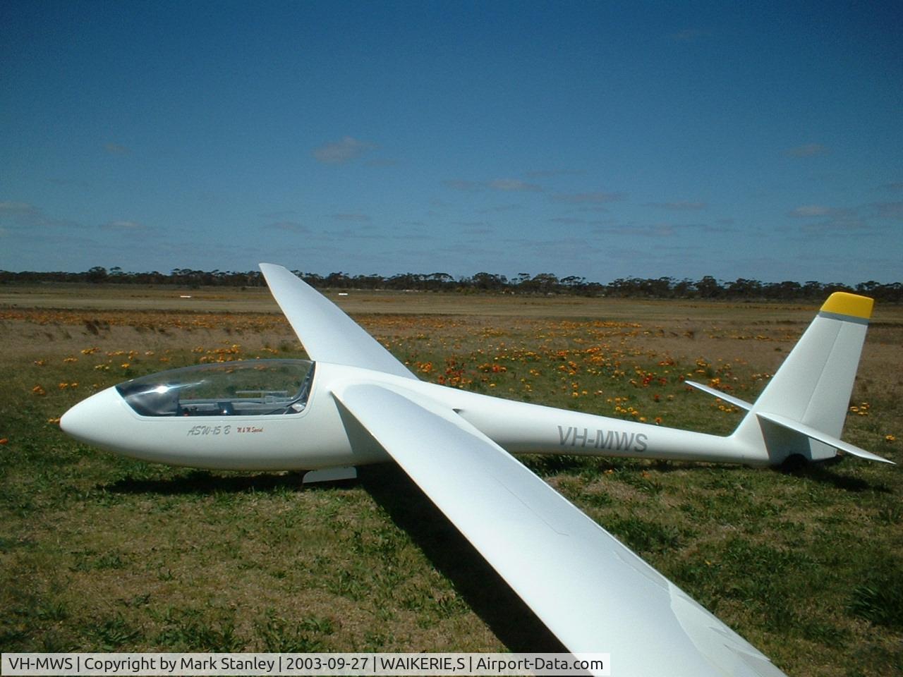 VH-MWS, 1973 Schleicher ASW-15B C/N 15309, MWS in Spring time, Australia