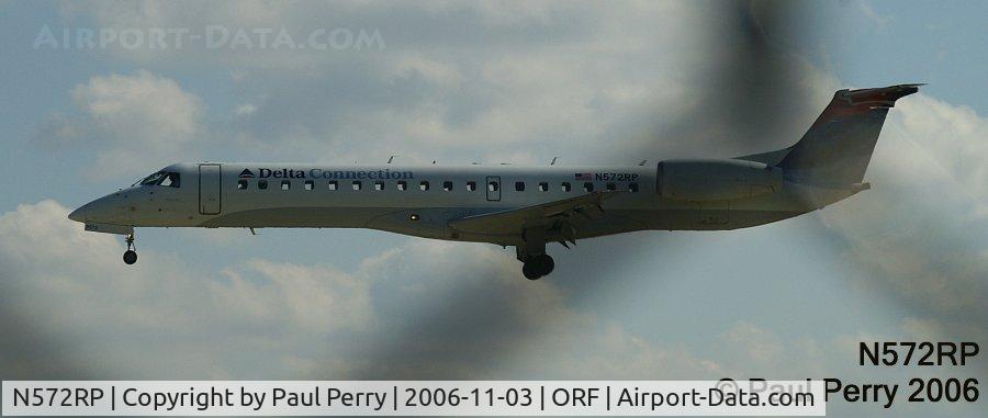 N572RP, 2004 Embraer EMB-145LR C/N 14500828, On her inbound leg, and you can see clear through the cabin