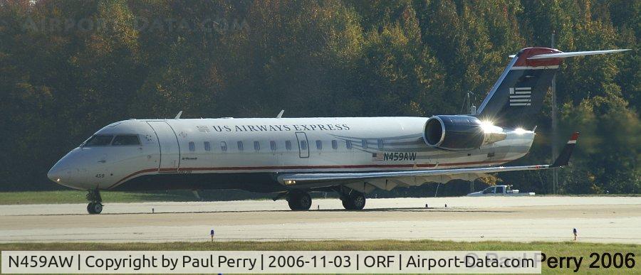 N459AW, 2003 Bombardier CRJ-200LR (CL-600-2B19) C/N 7863, Patiently awaiting clearance